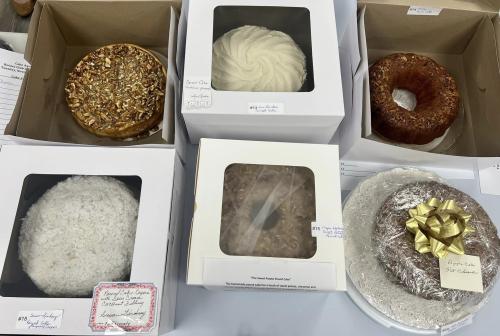 Cake auction.jpg
